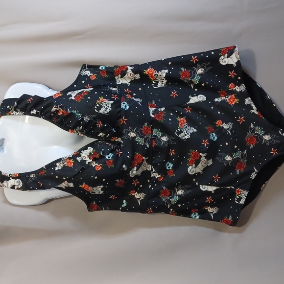 Disney Villian Black Ruffle Neck Swimsuit. Size 5X